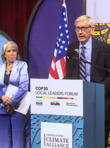 COP30-Local Leaders Forum | Rio de Janeiro, Brazil | In the absence of federal leadership, the U.S. Climate Alliance took to the global stage this month at the UN Climate Change Conference (COP30) in Brazil and reaffirmed to the world that America’s climate progress will continue. | Photo credit: Bloomberg Philanthropies.